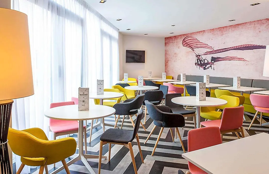 Ibis Styles London Heathrow Airport-1